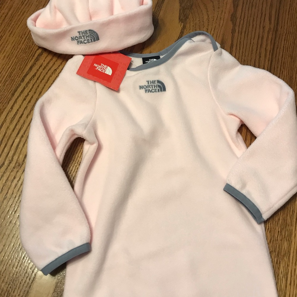 The North Face fleece one pieces - Picture 3 of 6